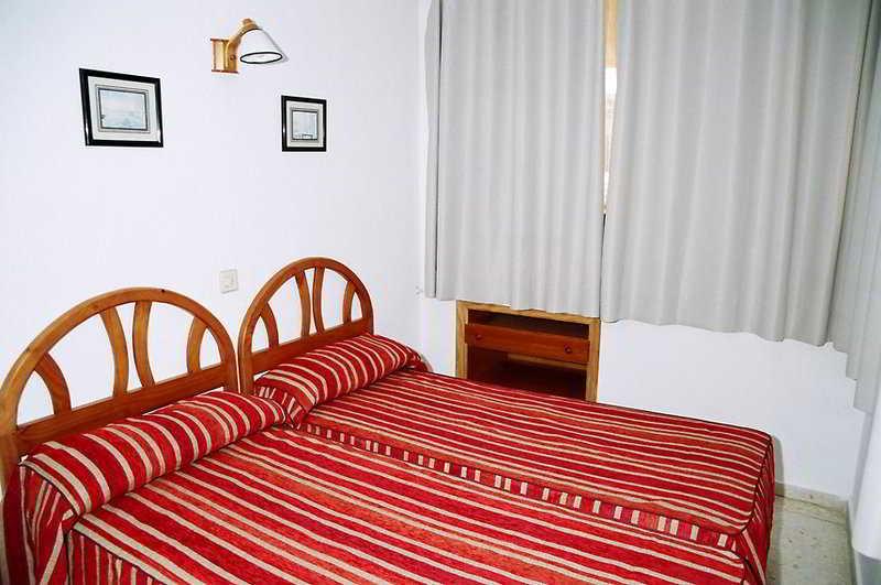 בנידורם Halley Hotel & Apartments Affiliated By Melia מראה חיצוני תמונה